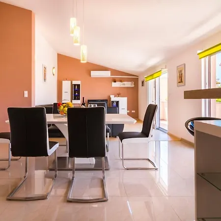 Apartman Hilda Solin